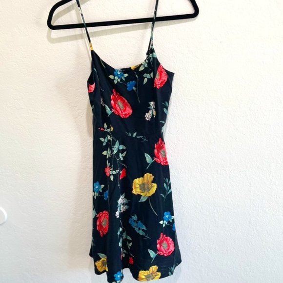 Old Navy Spaghetti Strap Summer Dress - Picture 1 of 5